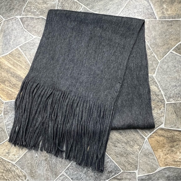 Lucky Brand Fringe Scarf - Picture 1 of 7